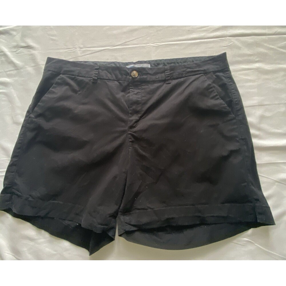 Old Navy Womens Black Everyday Mid Rise Flat Front Casual Chino Shorts Size 18